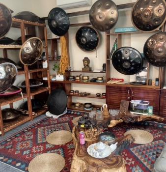 Làm Sao Để Bảo Dưỡng Handpan Đúng Cách Luôn Bền Đẹp Sáng Bóng?