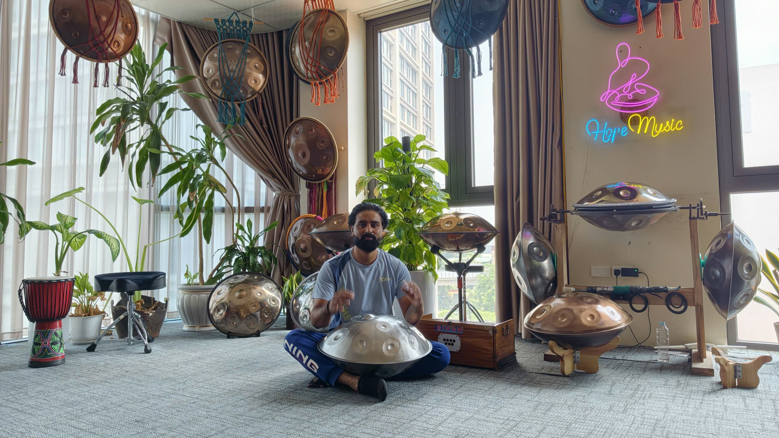 Lop phu bao ve be mat buoc co ban giup nhan biet handpan tot