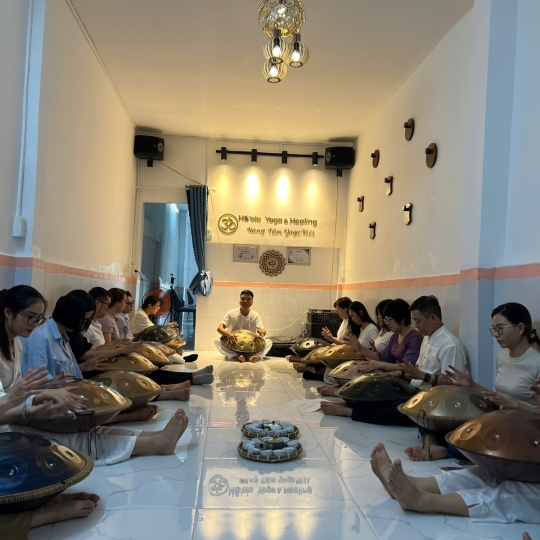 Khóa học Handpan 6 buổi kèm việc cho mượn trống và sử dụng giáo trình của Malter Marten