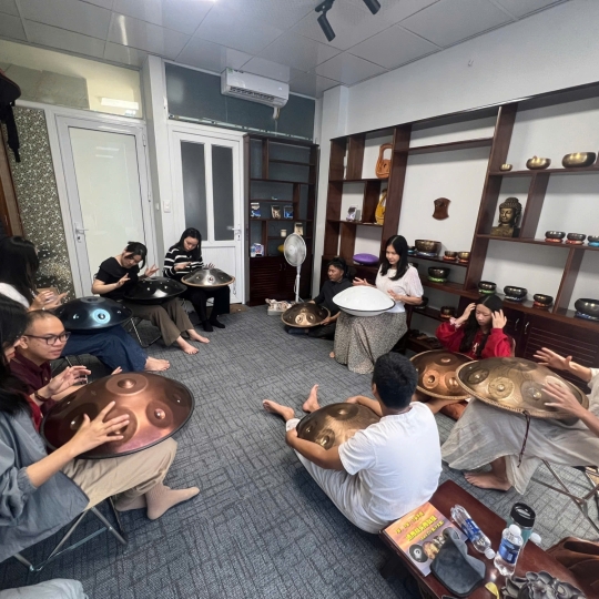 Khóa học Handpan 6 buổi kèm việc cho mượn trống và sử dụng giáo trình của Malter Marten