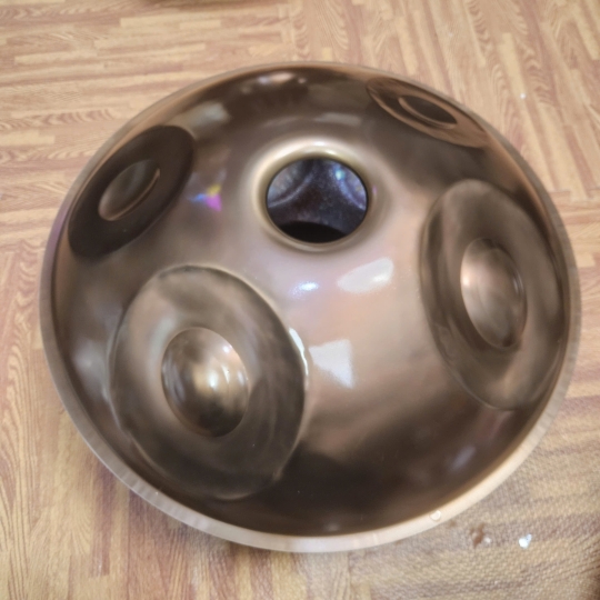 Hand Pan D Kurd 16 Nốt Châu Âu Thép Ember